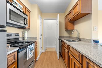 Kitchen with Premium Fixtures and Finishes